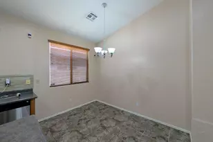 6525 S 37th Ln, Phoenix, AZ 85041 - Photo 20