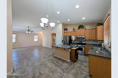 6525 S 37th Lane, Phoenix, AZ 85041 - Photo 22