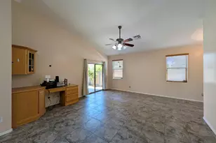 6525 S 37th Ln, Phoenix, AZ 85041 - Photo 12