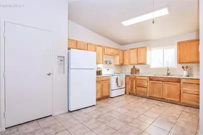 465 W Ivyglen Street #Apt 112, Mesa, AZ 85201 - Photo 2
