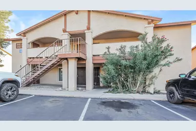 465 W Ivyglen Street #Apt 112, Mesa, AZ 85201 - Photo 1