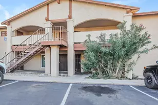 465 W Ivyglen St, Mesa, AZ 85201 - Photo 1