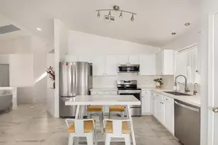7831 S 27th Way, Phoenix, AZ 85042 - Photo 8