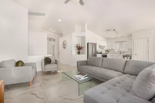 7831 S 27th Way, Phoenix, AZ 85042 - Photo 2