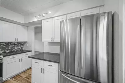 7141 N 16th Street #10, Phoenix, AZ 85020 - Photo 8