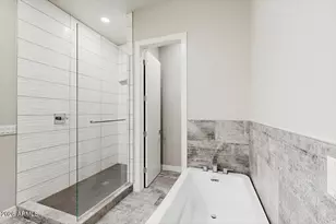 2645 E Osborn Rd, Phoenix, AZ 85016 - Photo 10