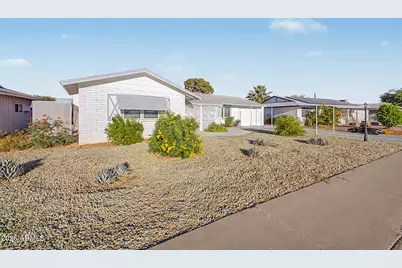 11241 N 111th Avenue, Sun City, AZ 85351 - Photo 2