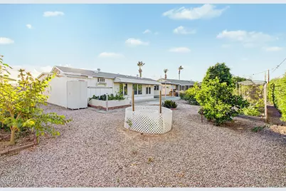 11241 N 111th Avenue, Sun City, AZ 85351 - Photo 24