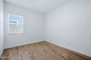 2525 E Pleasant Ln, Phoenix, AZ 85042 - Photo 36