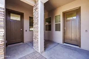 2525 E Pleasant Ln, Phoenix, AZ 85042 - Photo 2