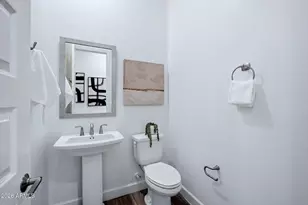 2525 E Pleasant Ln, Phoenix, AZ 85042 - Photo 32