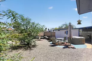 806 E Mountain View Rd, Phoenix, AZ 85020 - Photo 32