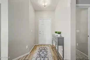 10118 E Keats Ave, Mesa, AZ 85209 - Photo 4