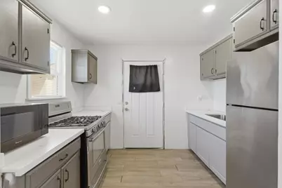 361 E Clarendon Avenue, Phoenix, AZ 85012 - Photo 22