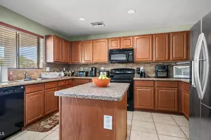 18182 W Desert Ln, Surprise, AZ 85388 - Photo 8