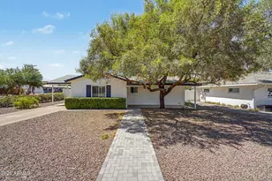 3547 E Meadowbrook Ave, Phoenix, AZ 85018 - Photo 2