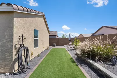 25055 N 174th Lane, Surprise, AZ 85387 - Photo 44