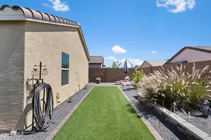 25055 N 174th Ln, Surprise, AZ 85387 - Photo 44