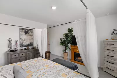 25055 N 174th Lane, Surprise, AZ 85387 - Photo 32