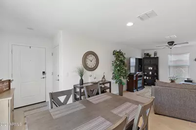 25055 N 174th Lane, Surprise, AZ 85387 - Photo 10