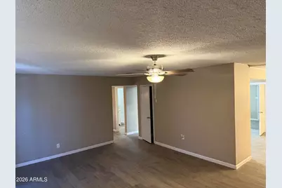5929 W Mulberry Drive, Phoenix, AZ 85033 - Photo 8