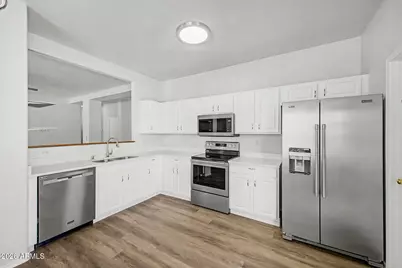 1368 S Wagon Wheel Court, Chandler, AZ 85286 - Photo 8