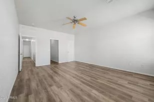 1368 S Wagon Wheel Ct, Chandler, AZ 85286 - Photo 18