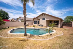 8203 W Tonto Ln, Peoria, AZ 85382 - Photo 2