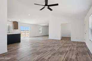 11027 W Copper Kettle Dr, Casa Grande, AZ 85193 - Photo 2