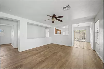1112 S Bogle Court, Chandler, AZ 85286 - Photo 2