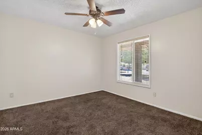 4610 W Laurie Lane, Glendale, AZ 85302 - Photo 8