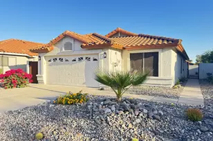 8819 E Aster Dr, Scottsdale, AZ 85260 - Photo 2