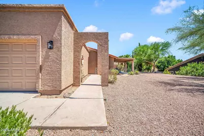 16075 E Glenbrook Boulevard, Fountain Hills, AZ 85268 - Photo 14