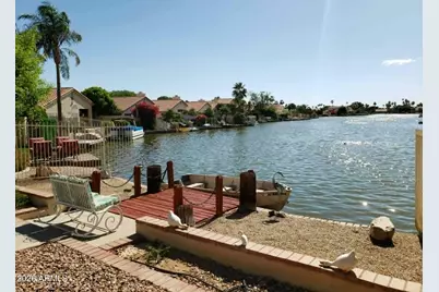 10934 W Poinsettia Drive, Avondale, AZ 85392 - Photo 2