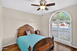 8850 S Los Feliz Dr, Tempe, AZ 85284 - Photo 32