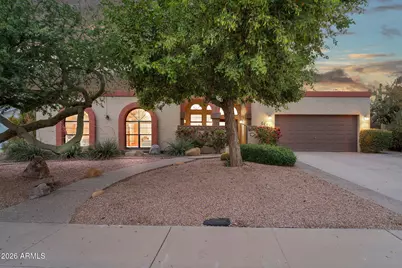 8850 S Los Feliz Drive, Tempe, AZ 85284 - Photo 2