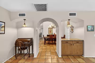 8850 S Los Feliz Drive, Tempe, AZ 85284 - Photo 18