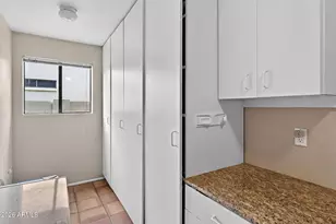 8850 S Los Feliz Dr, Tempe, AZ 85284 - Photo 38