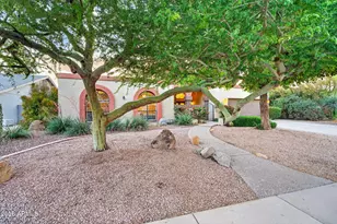 8850 S Los Feliz Dr, Tempe, AZ 85284 - Photo 6