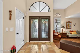 8850 S Los Feliz Dr, Tempe, AZ 85284 - Photo 8