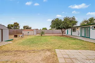 7145 W Indianola Ave, Phoenix, AZ 85033 - Photo 40