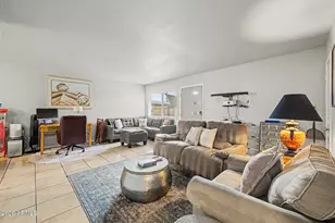 4201 E Almeria Rd, Phoenix, AZ 85008 - Photo 10