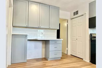 751 W 3rd Place, Mesa, AZ 85201 - Photo 8
