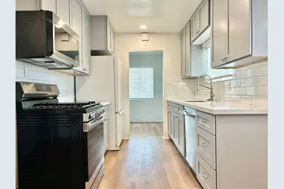 751 W 3rd Place, Mesa, AZ 85201 - Photo 6