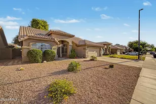 2347 E Ranch Rd, Gilbert, AZ 85296 - Photo 2