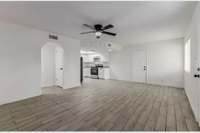 1442 E Polk Street #Apt F, Phoenix, AZ 85006 - Photo 6