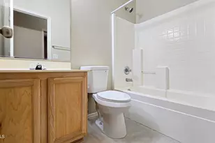 10554 W Louise Dr, Peoria, AZ 85383 - Photo 22