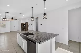 33836 N Beeblossom Trail N, San Tan Valley, AZ 85144 - Photo 30