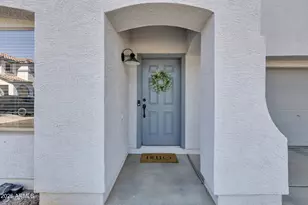1124 E Parkview Ct, Gilbert, AZ 85295 - Photo 4