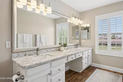8866 E Shangri La Road, Scottsdale, AZ 85260 - Photo 18